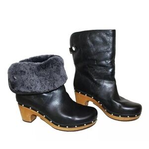 UGG Black on Black Lynnae Leather Shearling Fold Over Boot Wood Heel Women's 6B